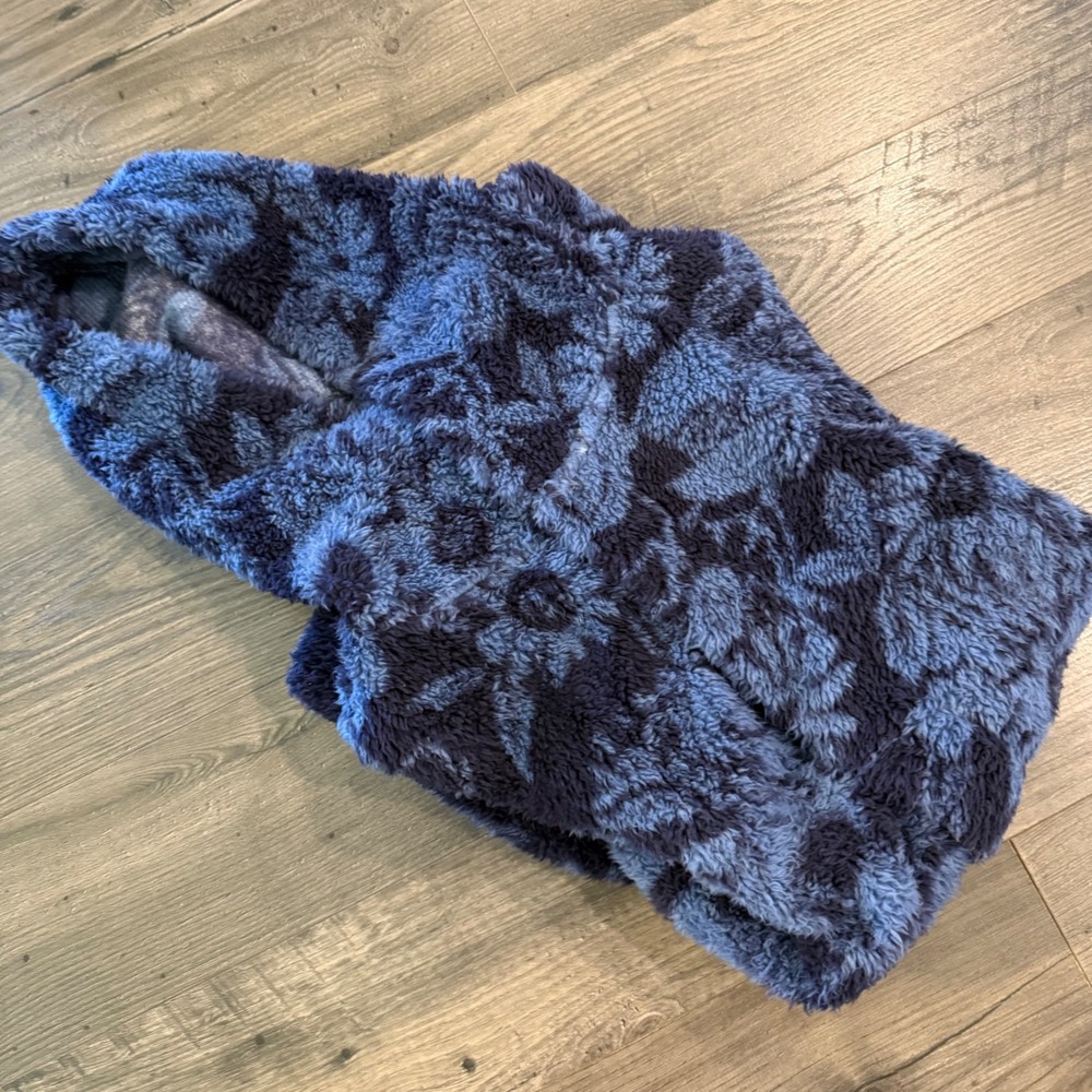 Koolaburra by UGG Blue Floral Sherpa Hooded Vest Womens Medium Open Front Fleece